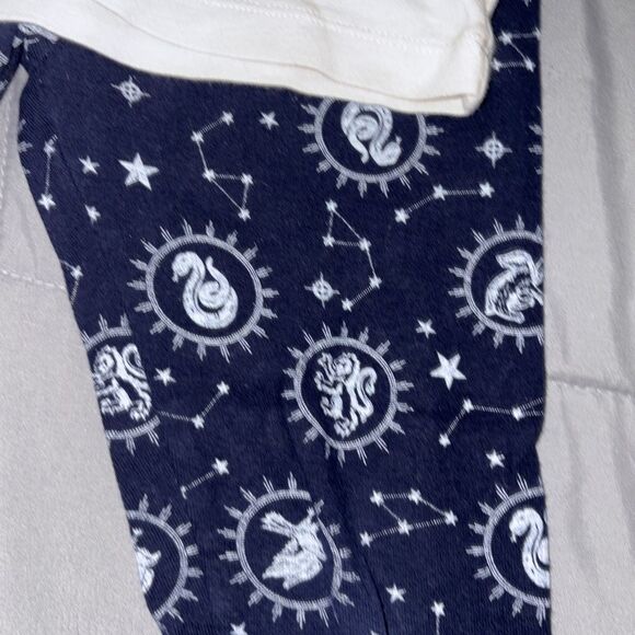 Gap size 6 Harry Potter pajamas - Picture 3 of 5